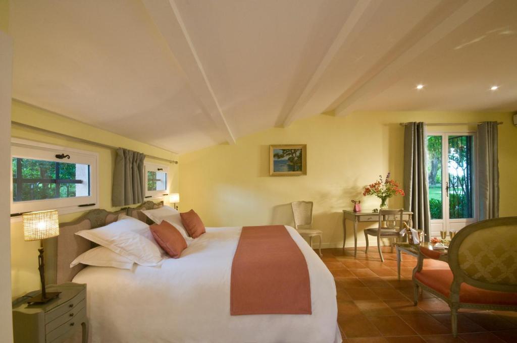 Le Mas Du Chanoine Bed & Breakfast Saint-Paul-de-Vence Room photo